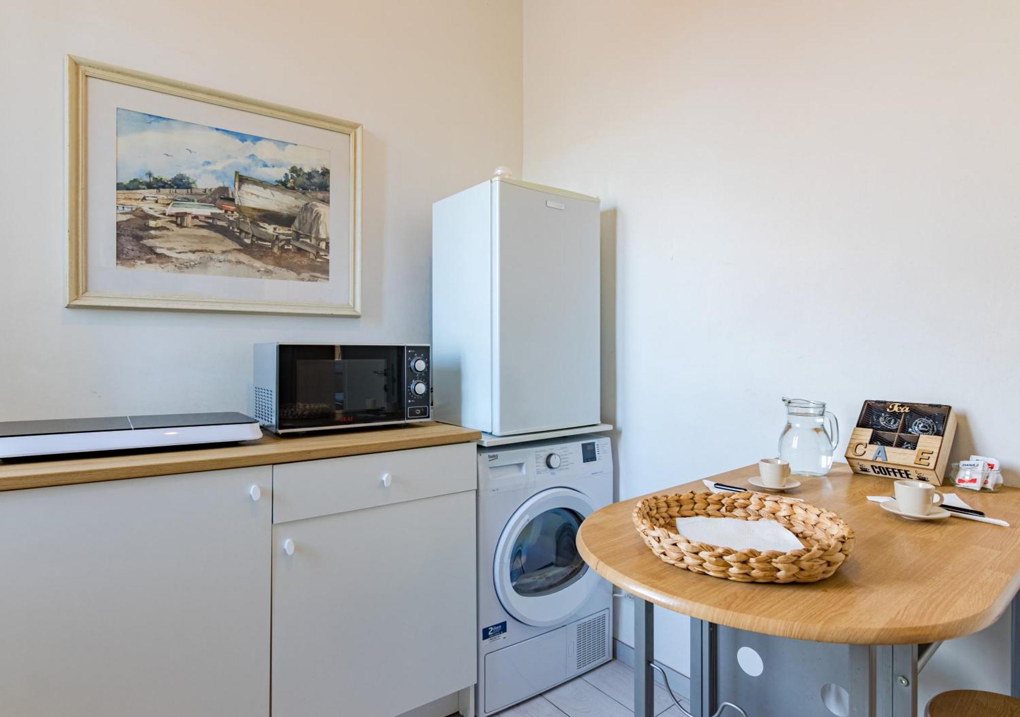 Casa Mya-Relax Al Porto, Wifi Veloce E Clima Apartment Livorno Ngoại thất bức ảnh