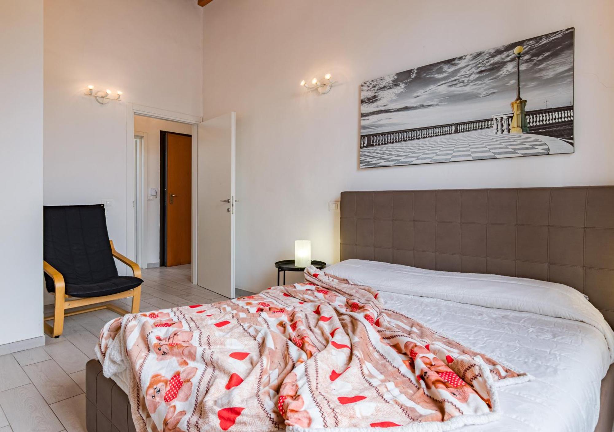 Casa Mya-Relax Al Porto, Wifi Veloce E Clima Apartment Livorno Ngoại thất bức ảnh