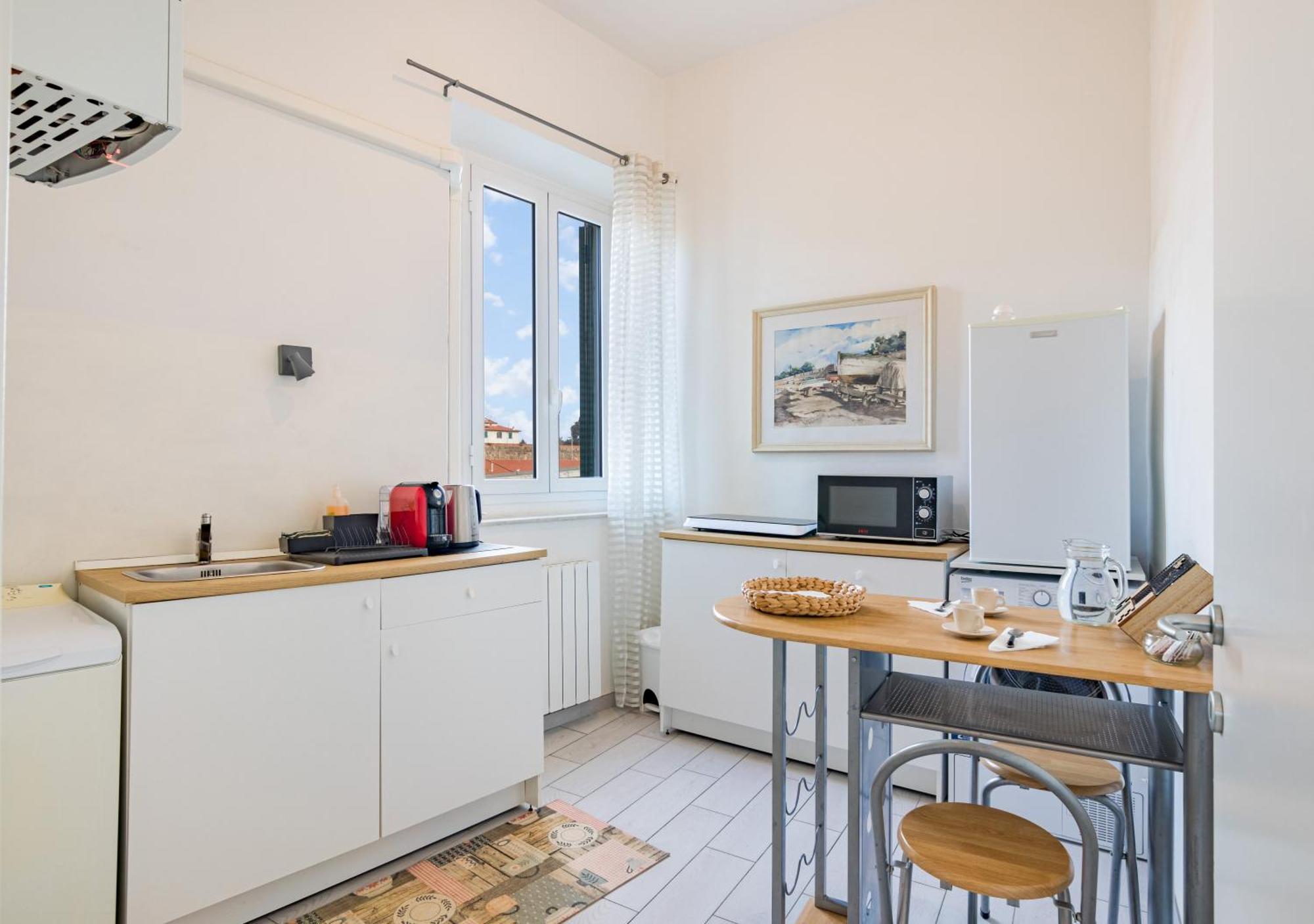 Casa Mya-Relax Al Porto, Wifi Veloce E Clima Apartment Livorno Ngoại thất bức ảnh